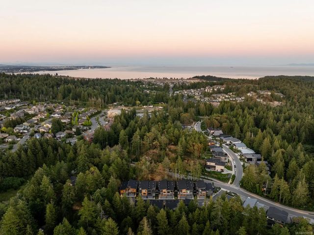 4 of 36 - 3921 Olympian Way 20, Colwood, BC