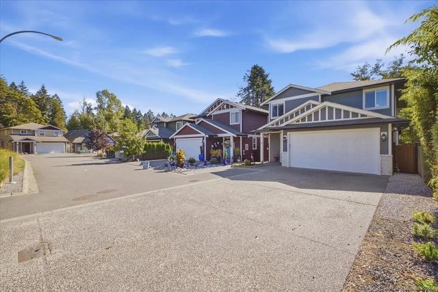 3 of 73 - 3205 Gibbins Rd 11, Duncan, BC