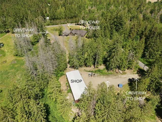 2 of 82 - 990 View Rd, Qualicum Beach, BC