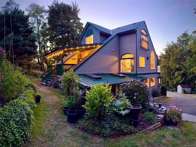 2 of 86 - 7815 Lantzville Rd, Lantzville, BC