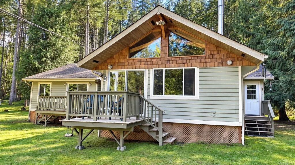 667 Weathers Way, Mudge Island