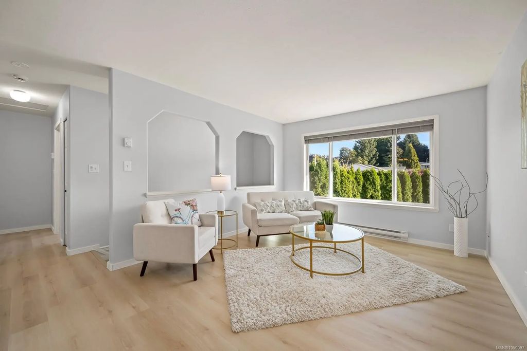 4657 Valecourt Cres B, Courtenay