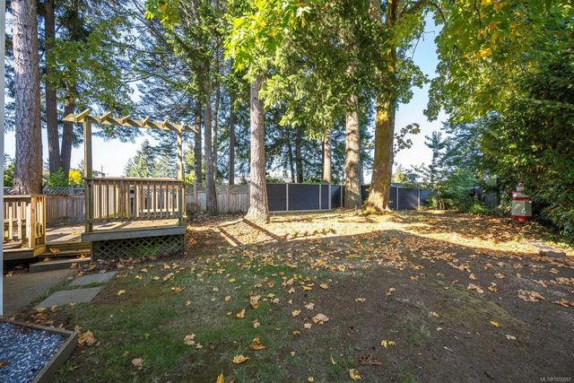 3 of 36 - 4657 Valecourt Cres B, Courtenay, BC
