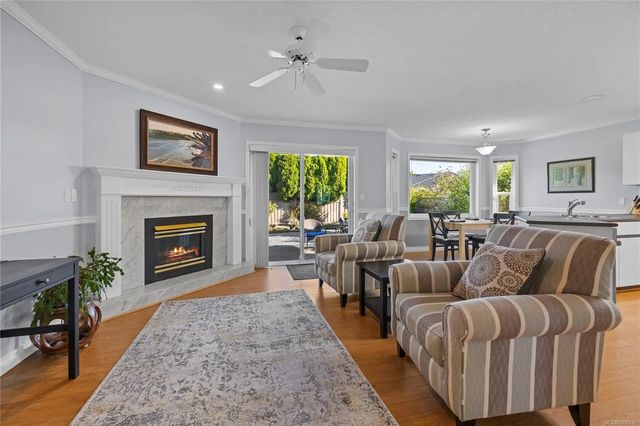 5 of 34 - 1133 Wellington Dr, Qualicum Beach, BC