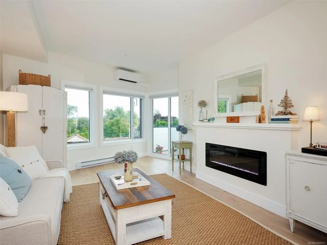 2 of 46 - 7098 Wallace Dr 308, Central Saanich, BC