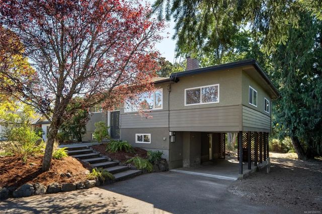 2 of 43 - 1055 Clarke Rd, Central Saanich, BC