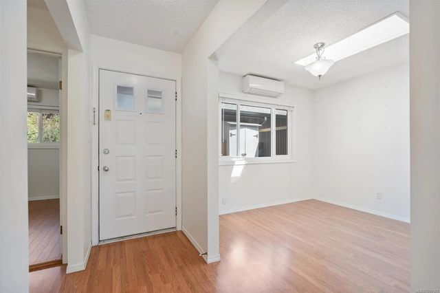 3 of 37 - 1184 Clarke Rd 4, Central Saanich, BC