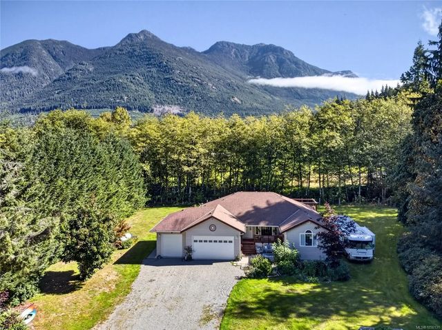 2 of 96 - 429 Howes Rd, Sayward, BC