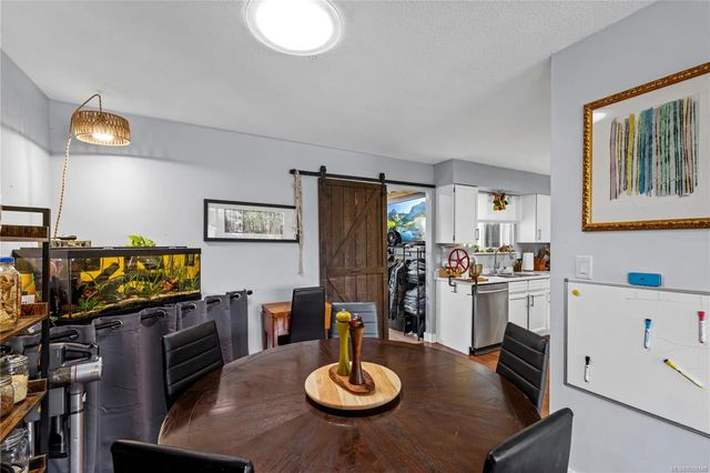 4 of 44 - 384 Mckillop Dr, Parksville, BC