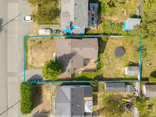 3 of 43 - 960 St. Andrews St, Nanaimo, BC