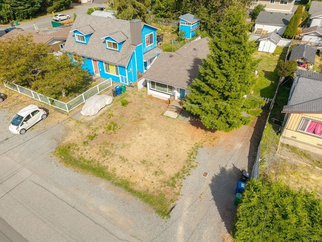 5 of 43 - 960 St. Andrews St, Nanaimo, BC
