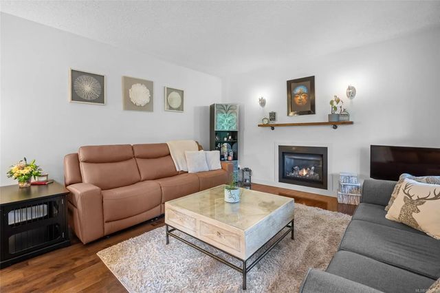 4 of 75 - 3638 Soren Pl, Cobble Hill, BC