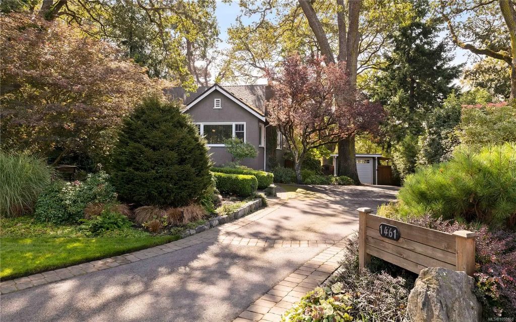 1461 Derby Rd, Saanich