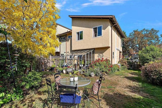 4 of 29 - 2253 Malaview Ave, Sidney, BC