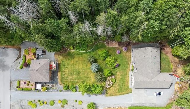 4 of 51 - 1871 Highland Ridge Rd, Shawnigan Lake, BC