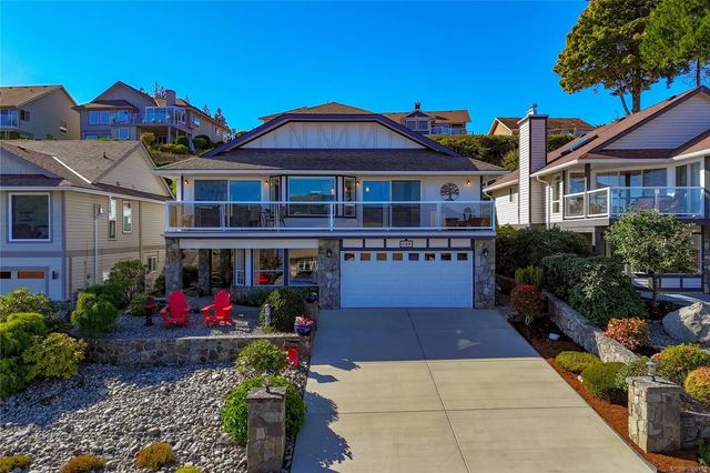 2 of 63 - 548 Marine View, Cobble Hill, BC