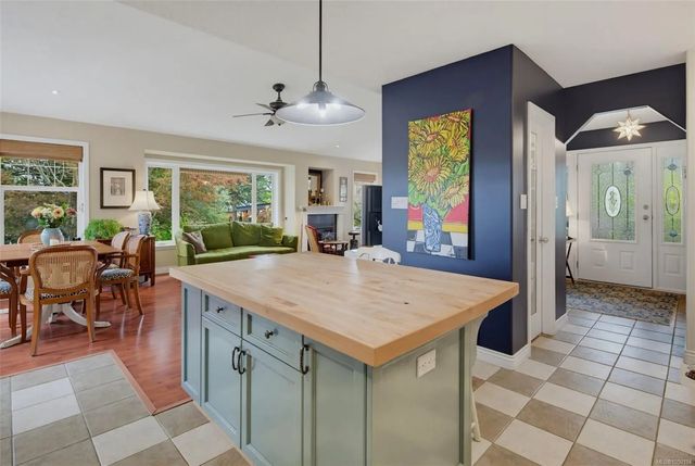 4 of 60 - 8102 Spinnaker Pl, Crofton, BC