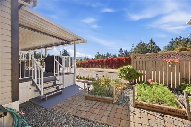 4 of 27 - 6325 Metral Dr 27, Nanaimo, BC