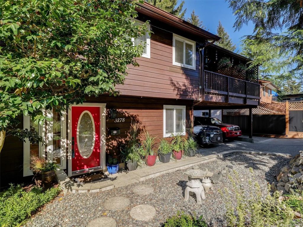3278 Zapata Pl, Colwood