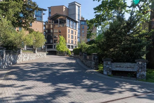 3 of 31 - 847 Dunsmuir Rd 106, Esquimalt, BC