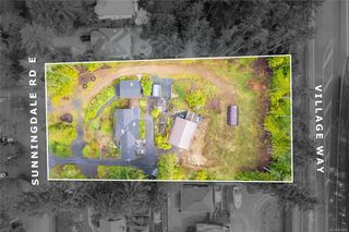 218 Sunningdale Rd E, Qualicum Beach