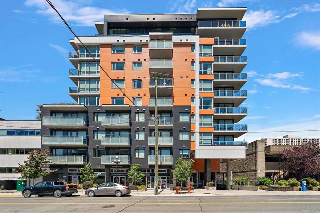 2 of 25 - 838 Broughton St 808, Victoria, BC
