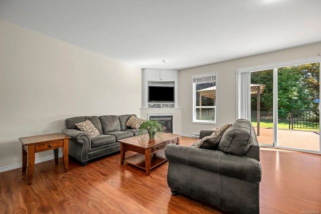 5 of 75 - 2464 Stirling Cres, Courtenay, BC