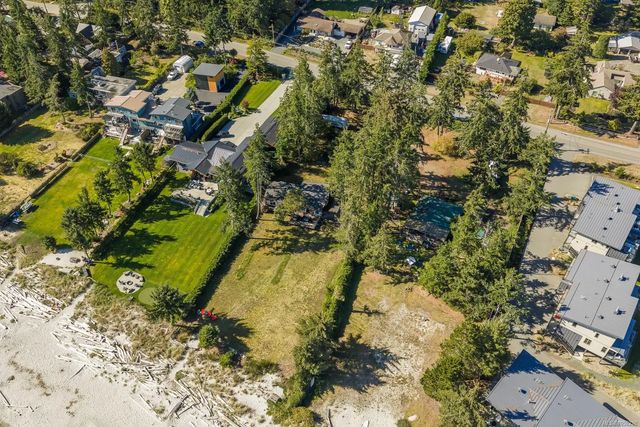 2 of 67 - 8998 Clarkson Ave, Black Creek, BC