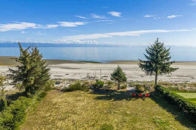4 of 67 - 8998 Clarkson Ave, Black Creek, BC