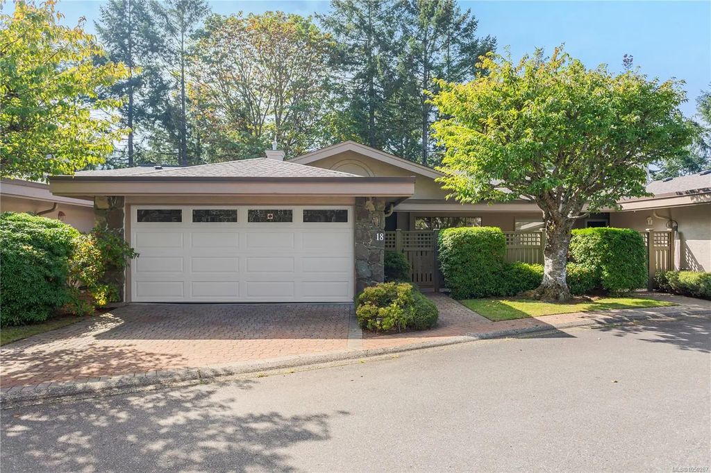 4991 Bella Vista Cres 18, Nanaimo