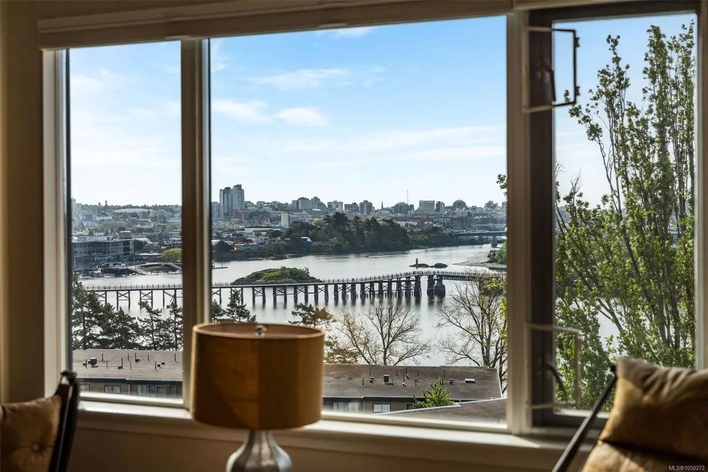 103 Gorge Rd E 602, Victoria