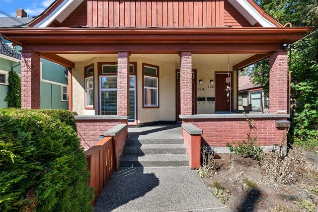 5 of 65 - 124 St. Andrews St, Victoria, BC