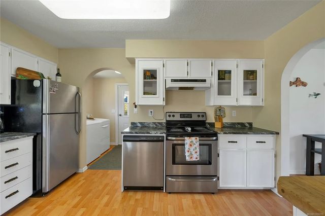 2 of 54 - 556 Coal Harbour Rd, Port Hardy, BC