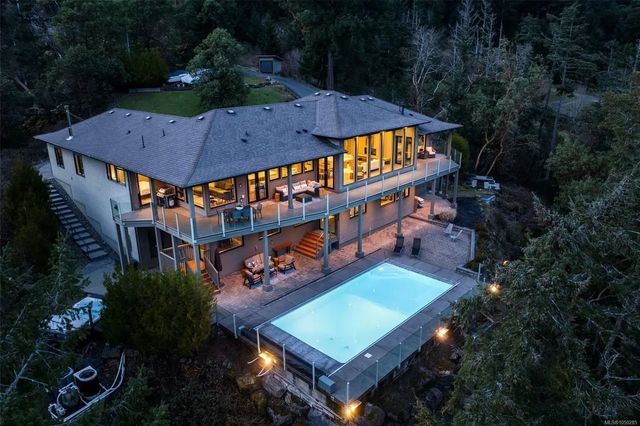 3 of 71 - 1081 Aspen Rd, Malahat, BC