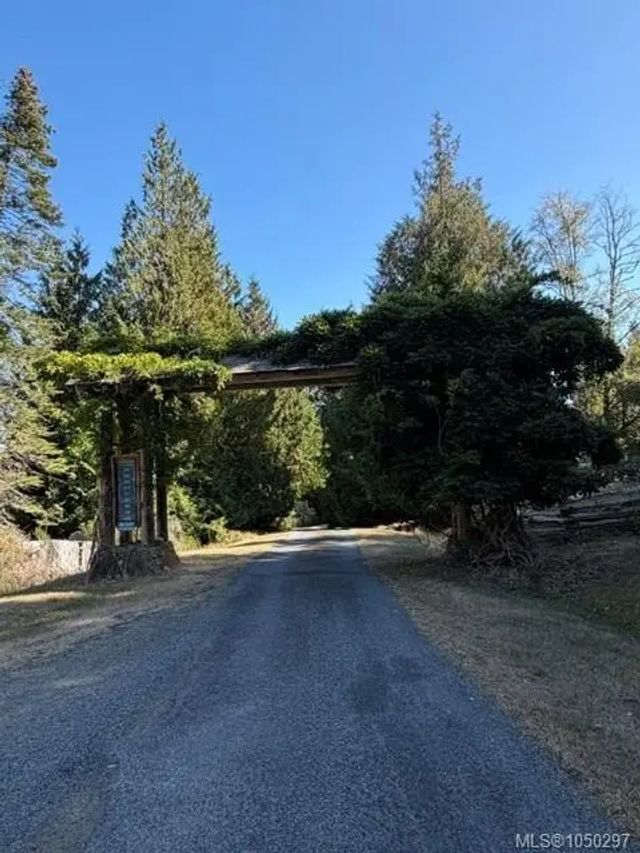 5 of 32 - 621 Bell Bay Rd, Mayne Island, BC