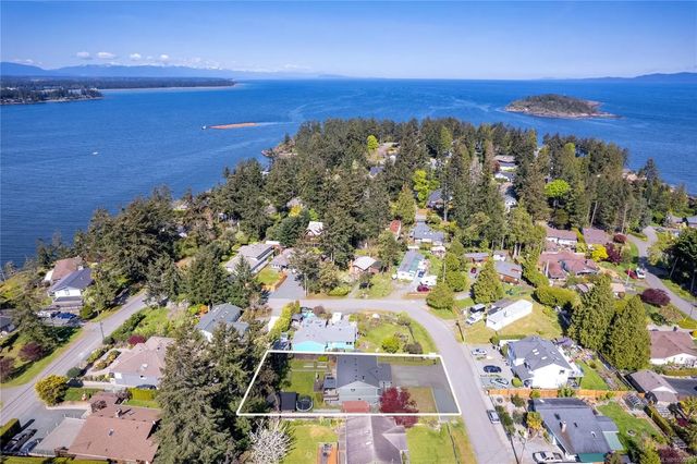 2 of 50 - 1401 Pilot Way, Nanoose Bay, BC