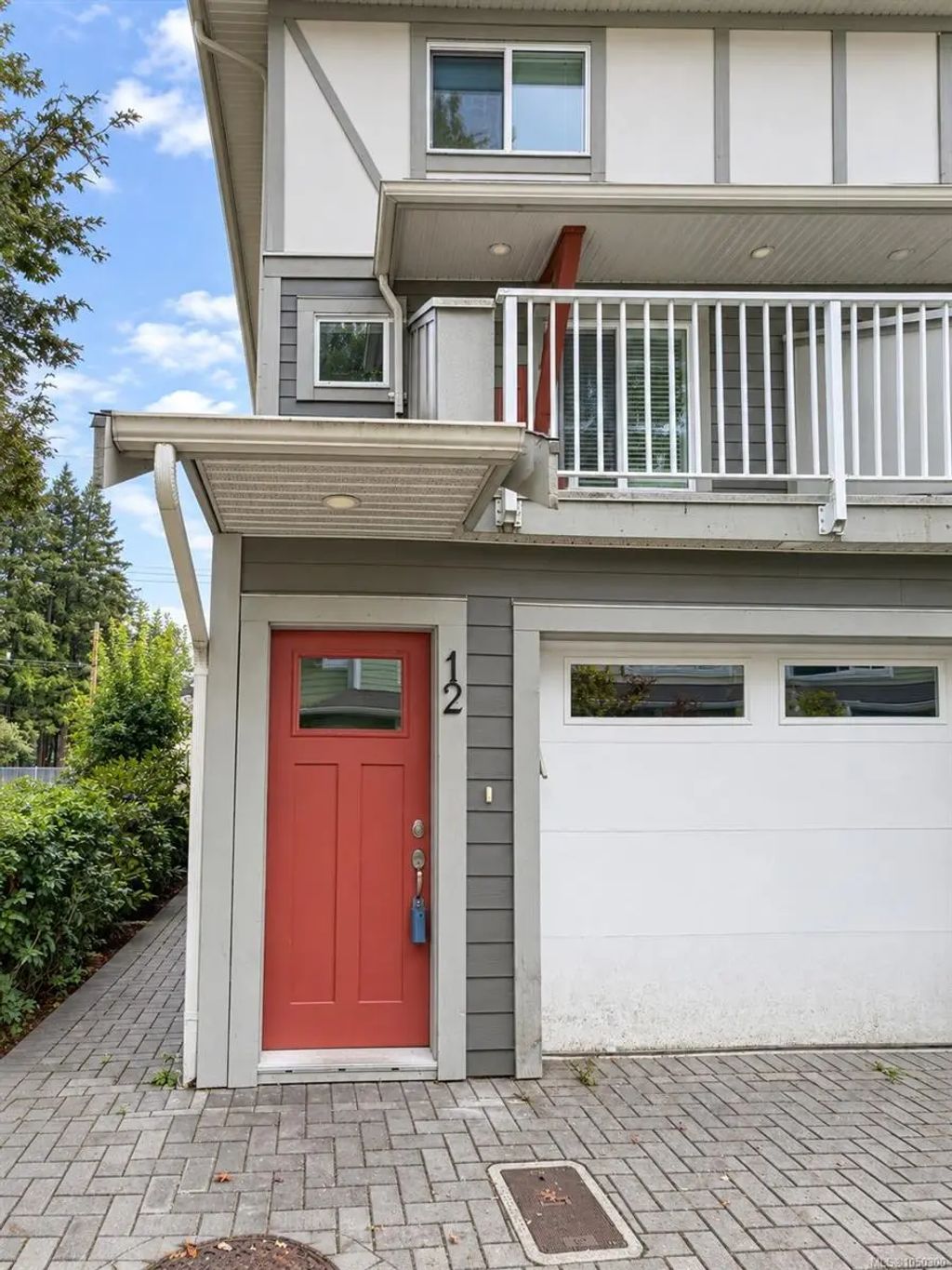 1027 College St 12, Duncan
