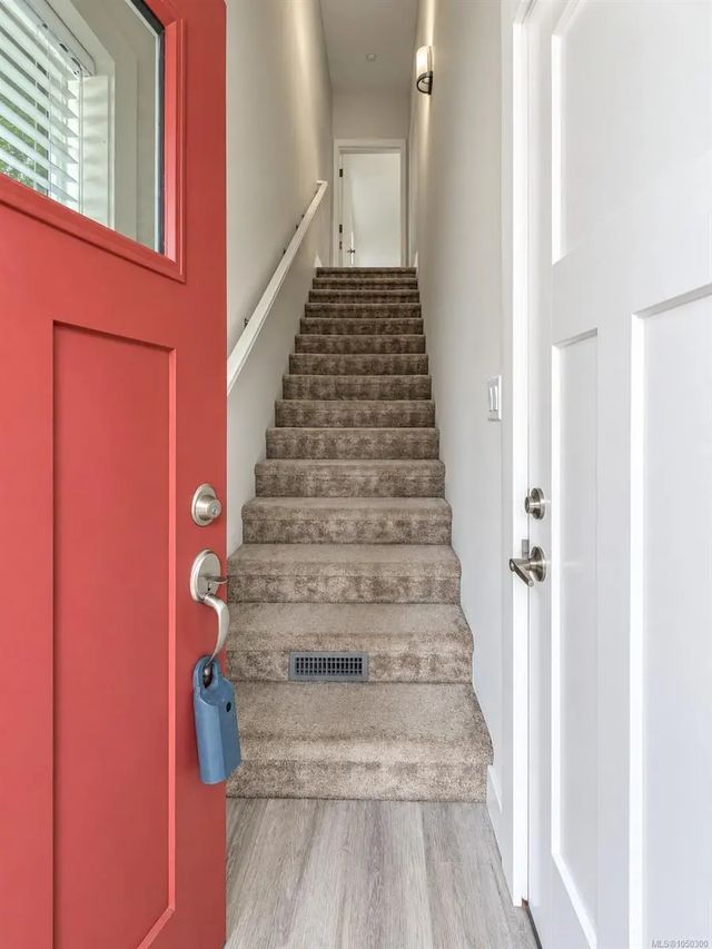 2 of 20 - 1027 College St 12, Duncan, BC