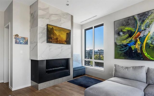 3 of 35 - 1201 Fort St 601, Victoria, BC