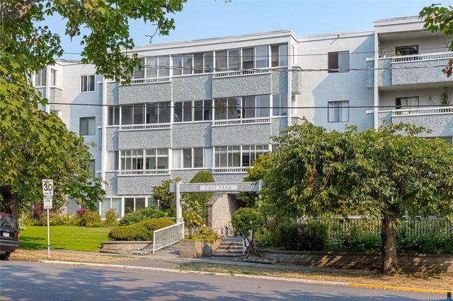 2 of 26 - 1050 Park Blvd 101, Victoria, BC