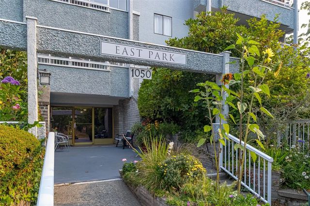 3 of 26 - 1050 Park Blvd 101, Victoria, BC
