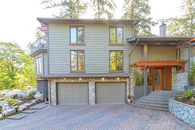 5 of 63 - 4906 Cordova Bay Rd, Saanich, BC