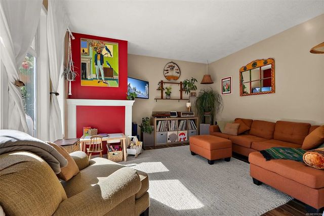 3 of 29 - 1109 Caledonia Ave, Victoria, BC