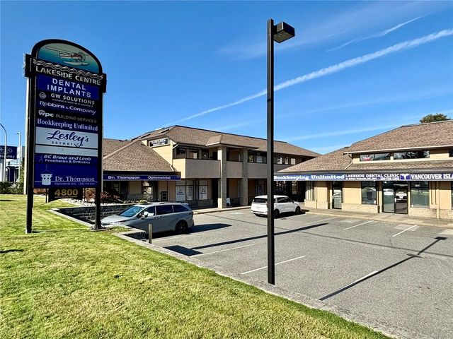 2 of 18 - 4800 Island Hwy N 6, Nanaimo, BC