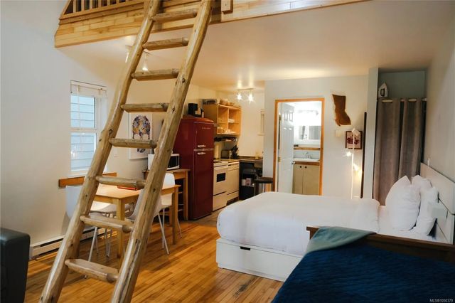 3 of 12 - 1024 Tyee Terr, Ucluelet, BC
