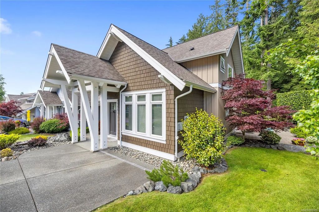 5251 Island Hwy W 62, Qualicum Beach