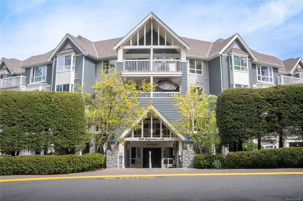 5650 Edgewater Lane 209, Nanaimo