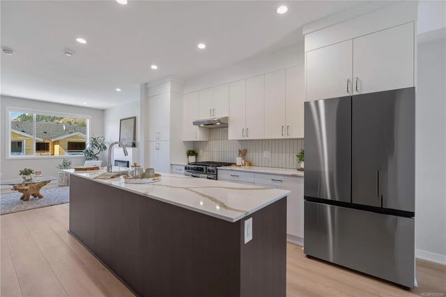 3 of 41 - 2841 Apex Close, Langford, BC