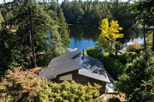 4 of 65 - 685 Lost Lake Rd, Highlands, BC