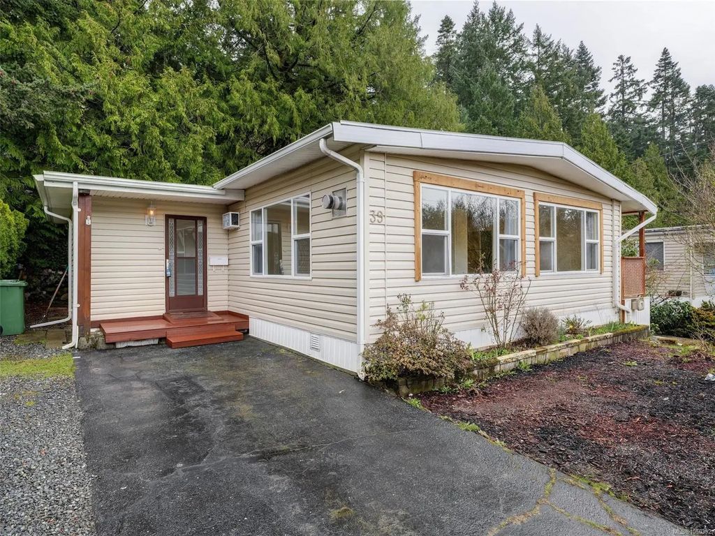 2587 Selwyn Rd 39, Langford